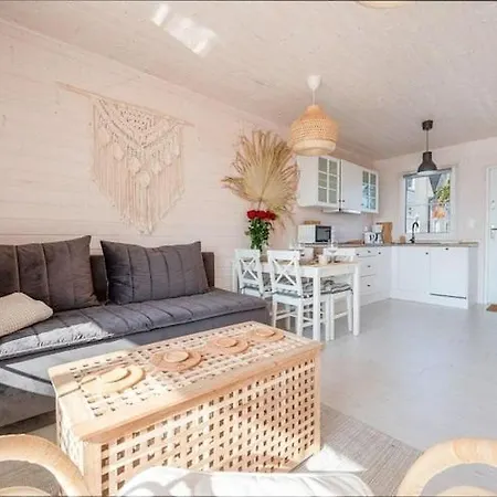 With Garden, Air Conditioning, Pool *
