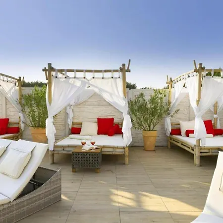 With Garden, Air Conditioning, Pool Дом отдыха *